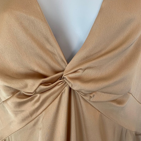 Show Me Your Mumu Rome Twist Gown in Champagne - Picture 5 of 8